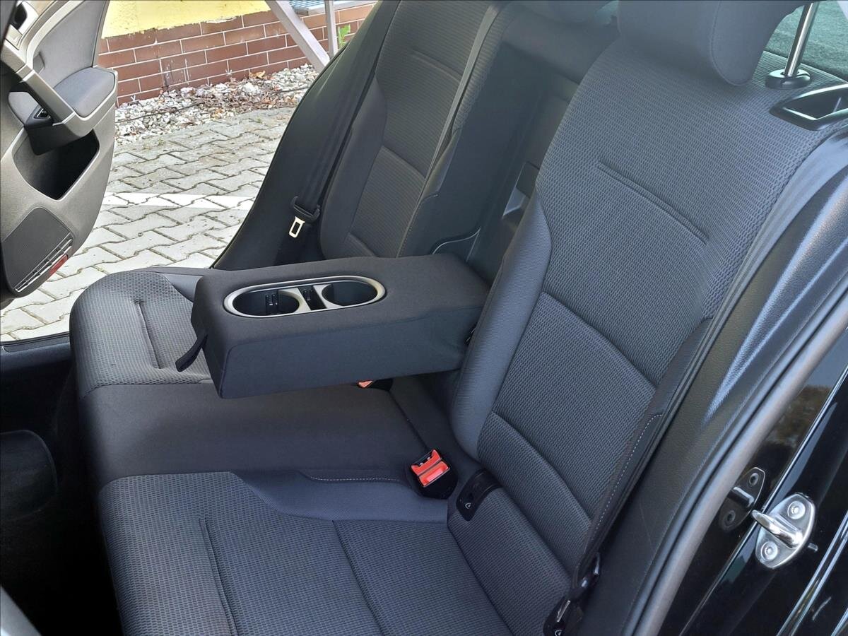 Volkswagen Golf Hatchback 1,4 l 90 kw