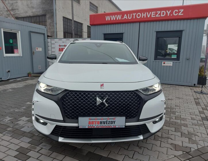 DS Automobiles DS7 Crossback SUV / Terénní 1,6 l 133 kw