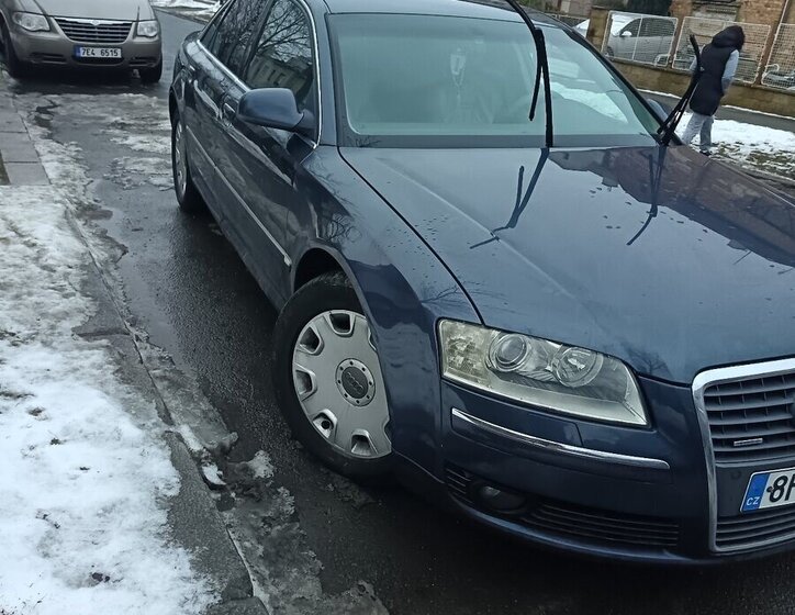 Audi A8 Sedan 0,0 0