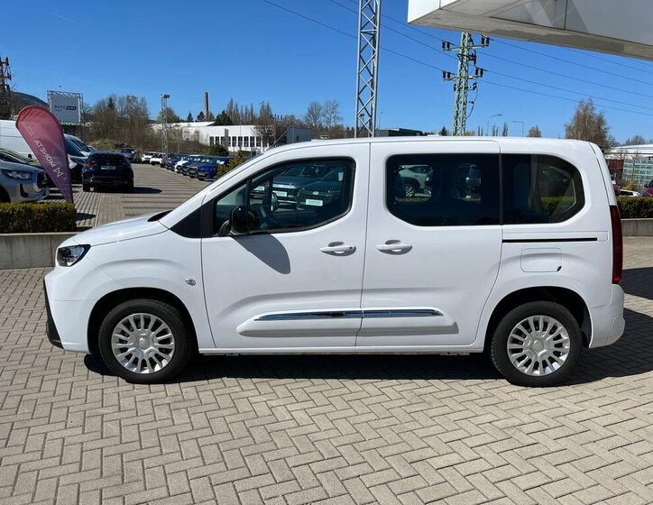 Toyota ProAce City Verso MPV 1,5 l 75 kw