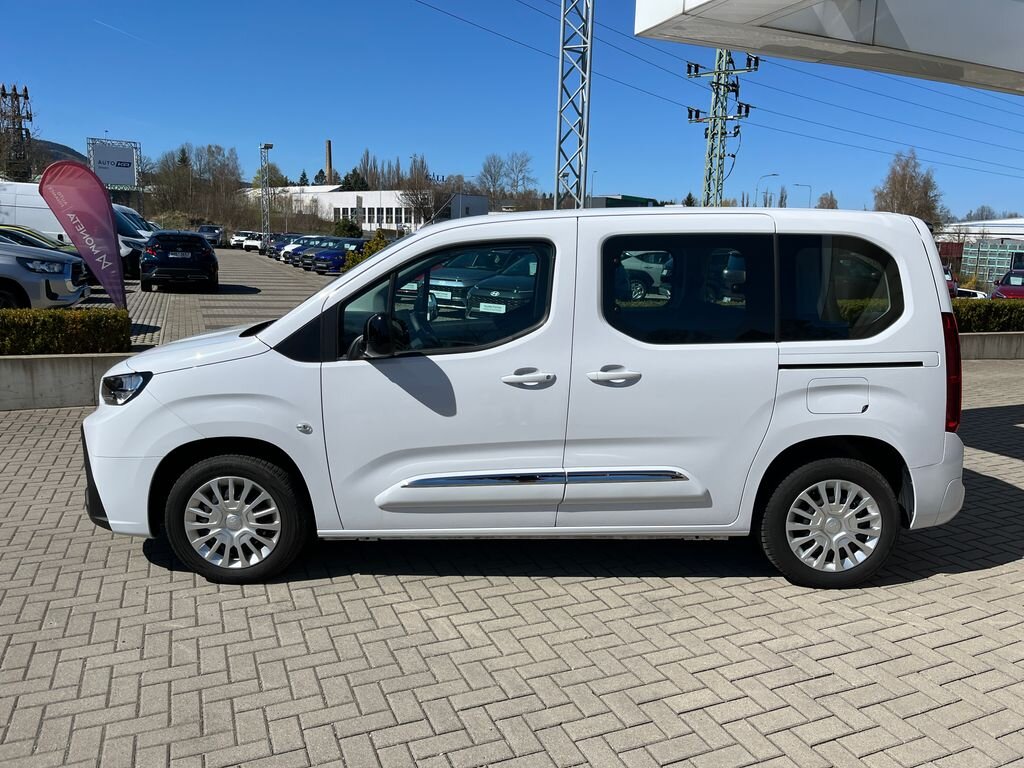 Toyota ProAce City Verso MPV 1,5 l 75 kw