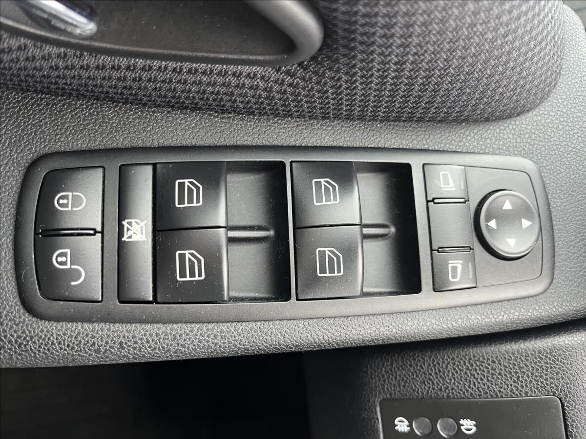 Mercedes-Benz Třídy B Kombi 2,0 l 80 kw