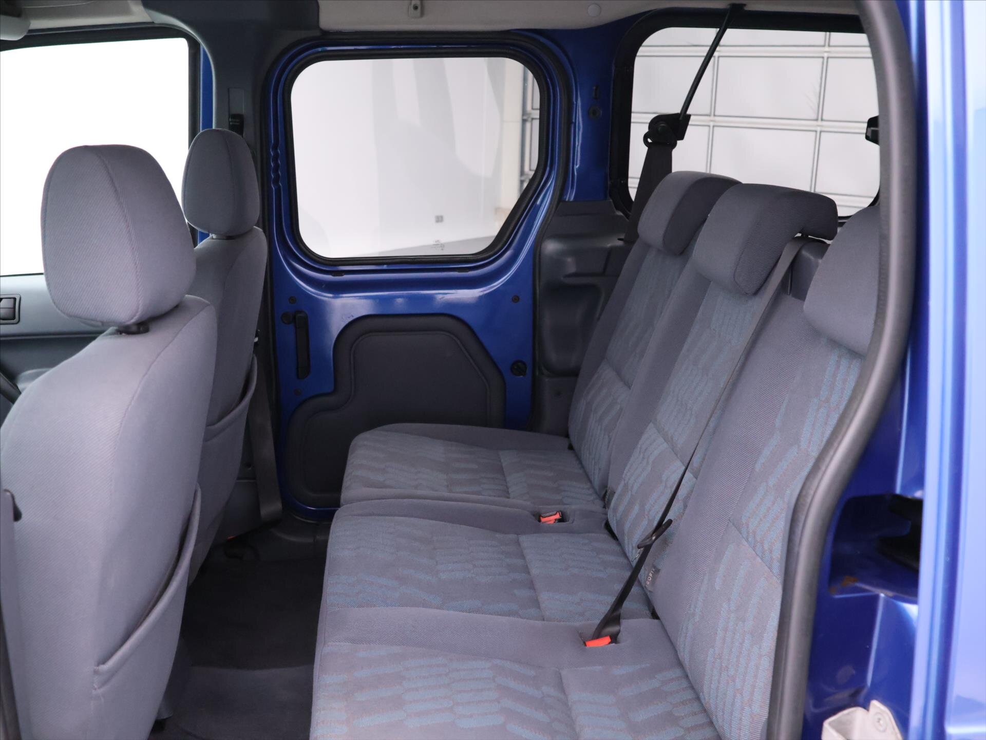 Ford Tourneo Connect MPV 1,8 l 81 kw