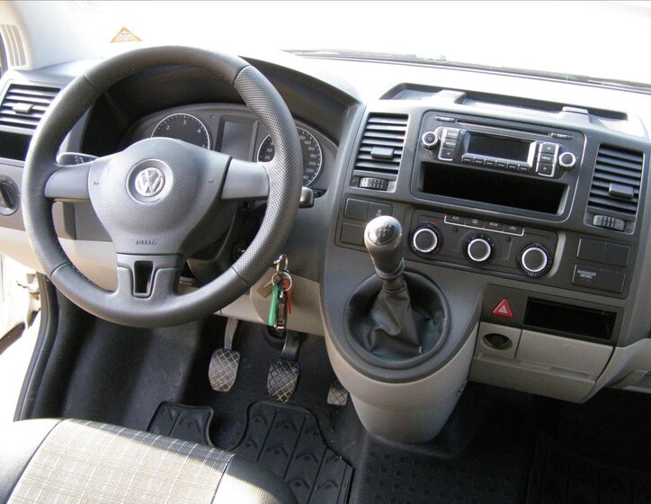 Volkswagen Caravelle 20