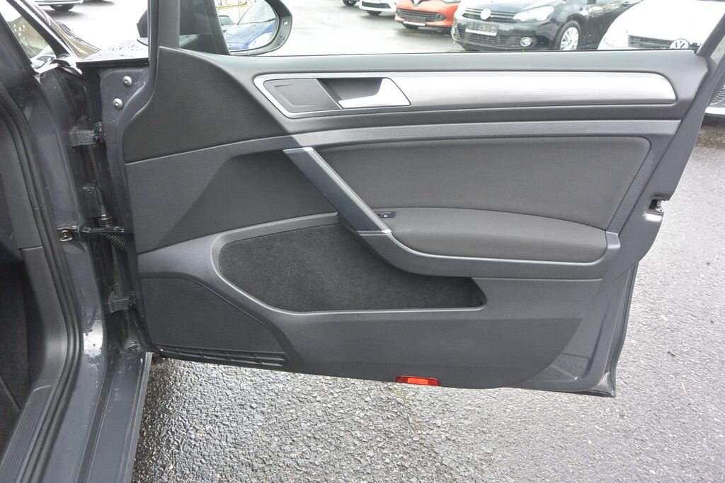 Volkswagen Golf Kombi 2,0 l 110 kw