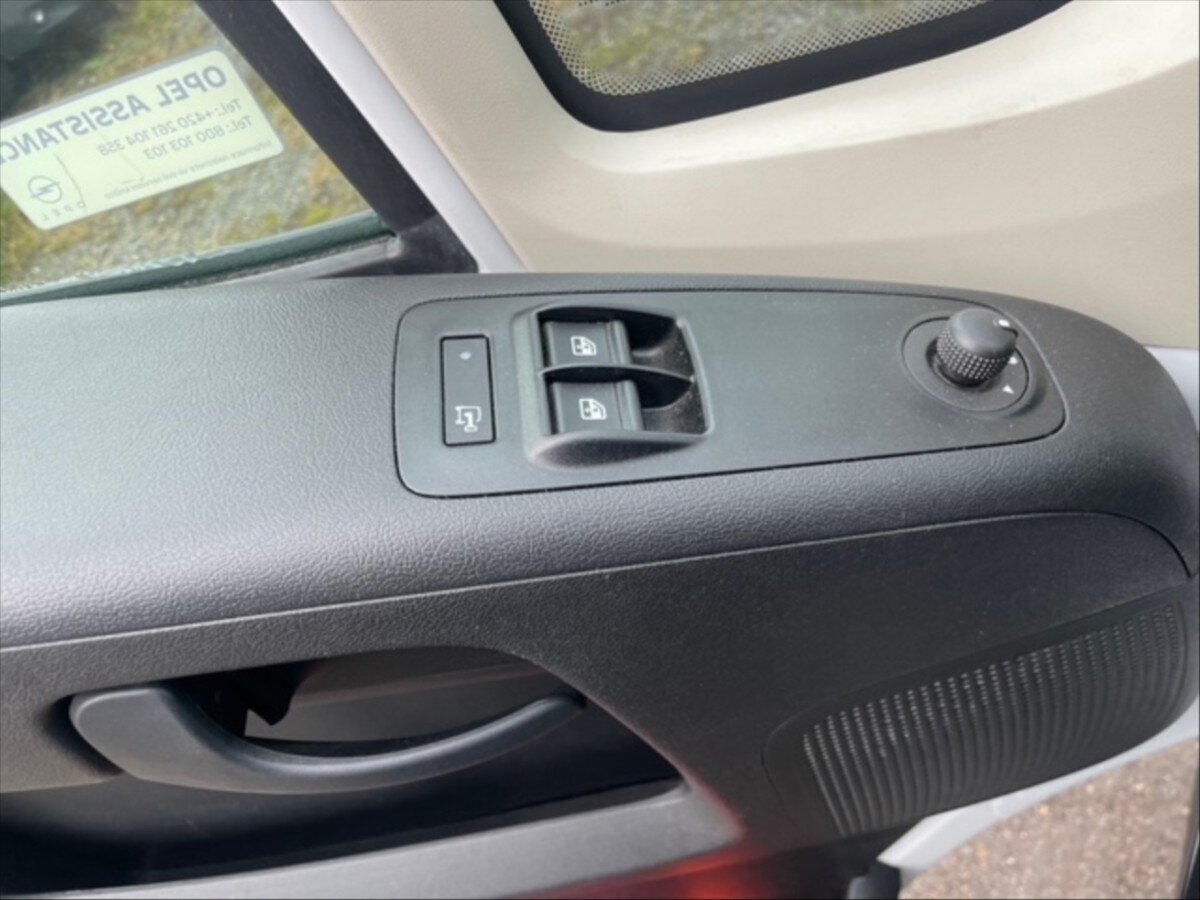 Opel Movano Skříň 2,2 l 121 kw