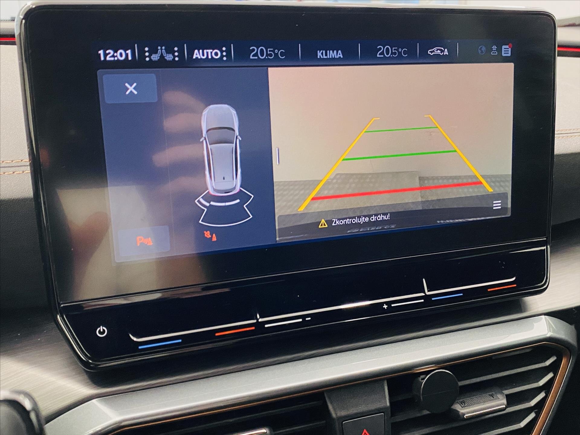 Cupra Formentor CUV / Crossover 1,5 l 110 kw