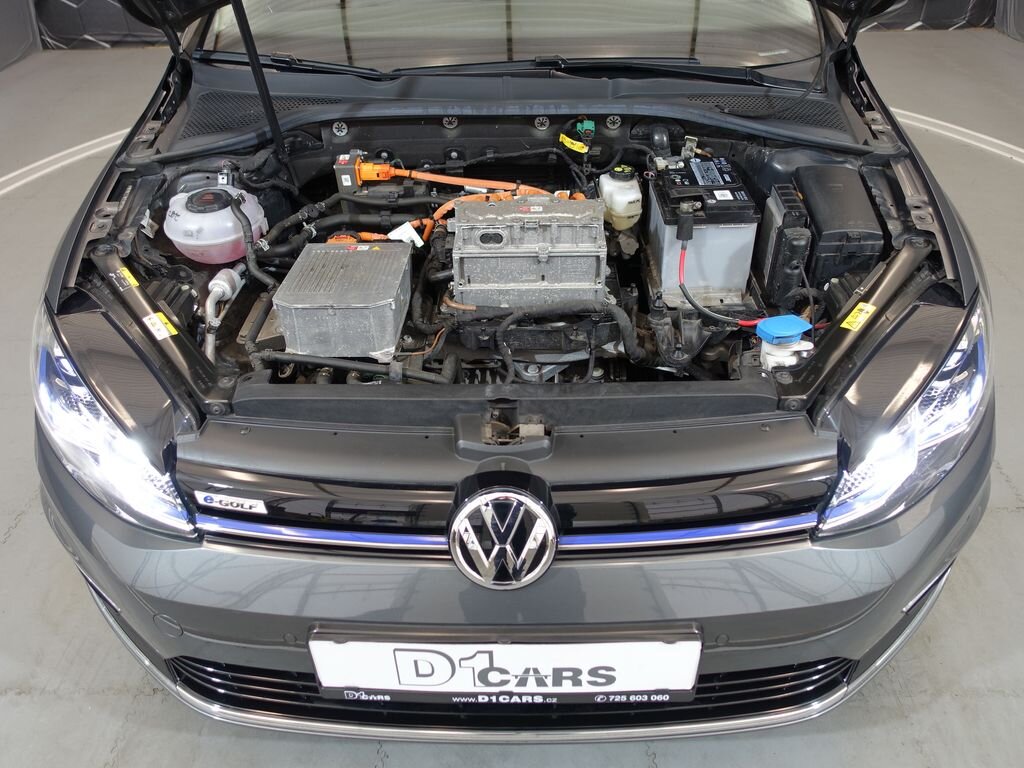 Volkswagen Golf Hatchback 0,0 100 kw