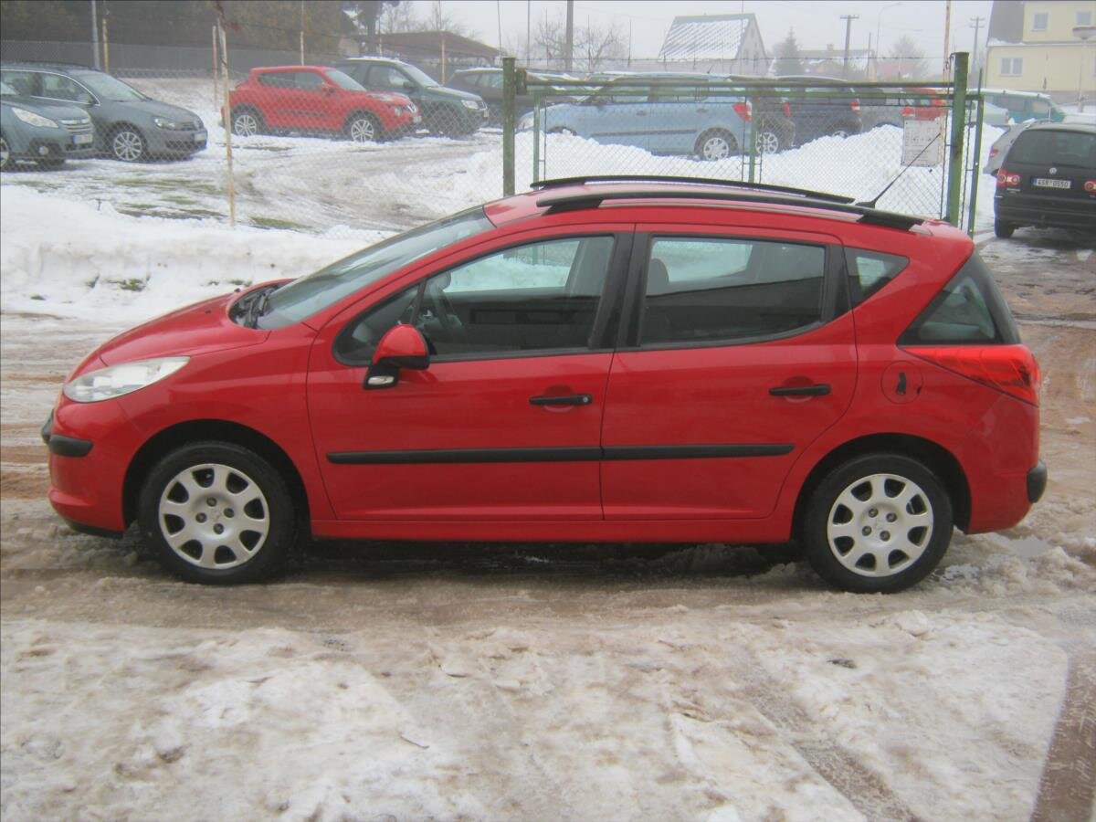 Peugeot 207 Kombi 1,4 l 54 kw