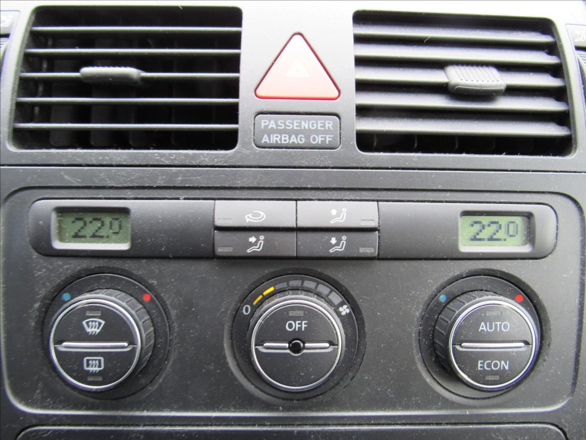 Volkswagen Touran Kombi 1,6 l 75 kw