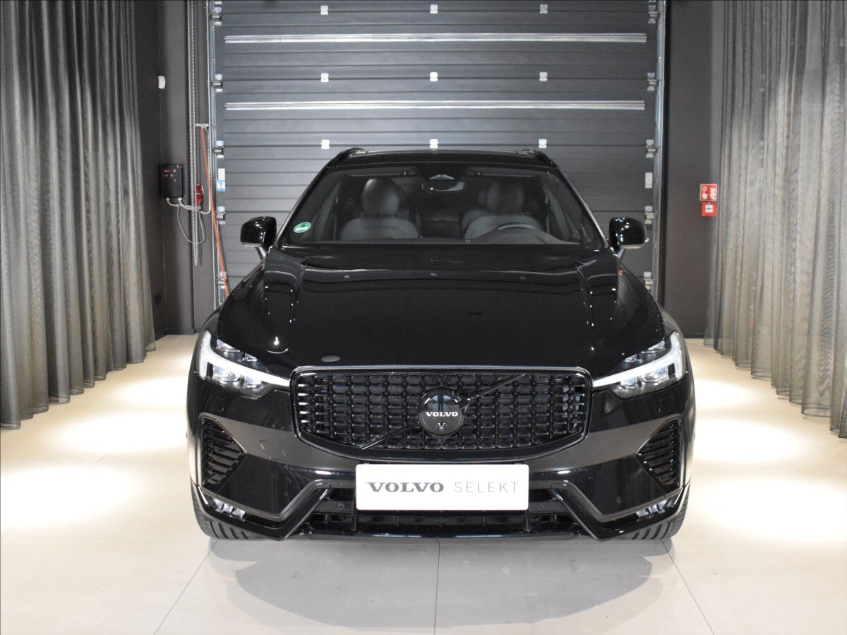 Volvo XC60 SUV / Terénní 2,0 l 184 kw