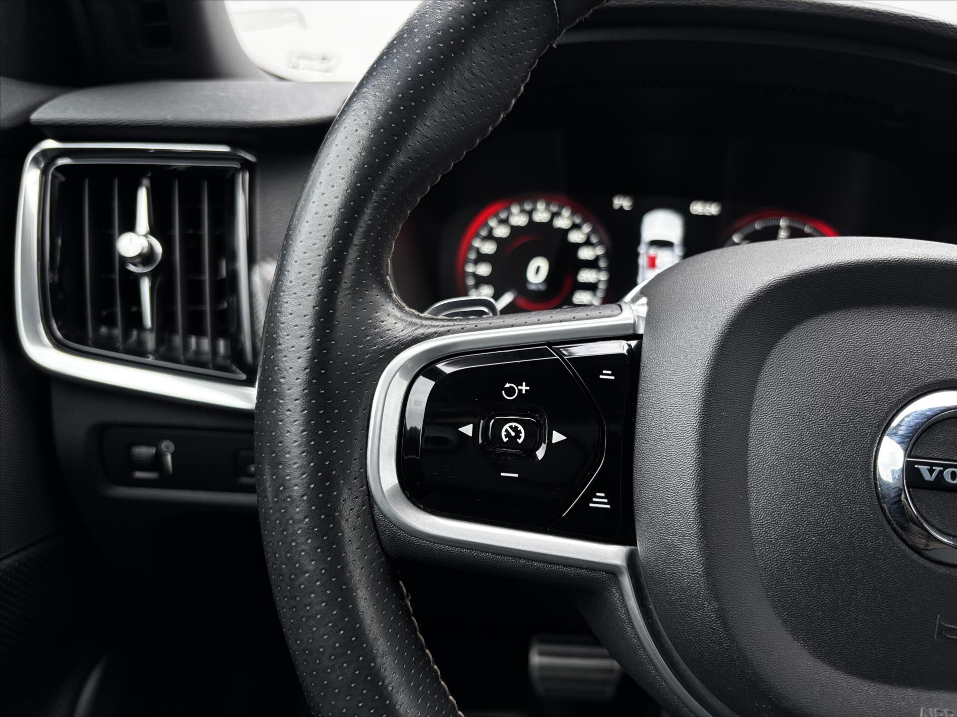 Volvo V90 Kombi 2,0 l 173 kw