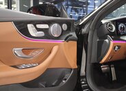 Mercedes-Benz Třídy E 12