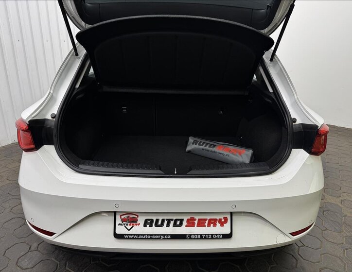 Seat Leon Hatchback 1,5 l 96 kw