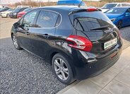 Peugeot 208 Hatchback 1,6 l 84 kw
