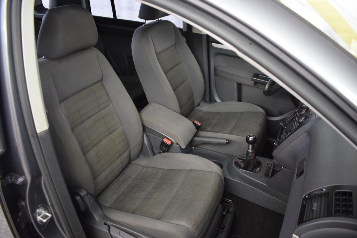 Volkswagen Touran MPV 2,0 l 103 kw