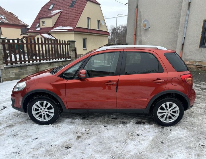 Suzuki SX4 Hatchback 1,6 l 88 kw