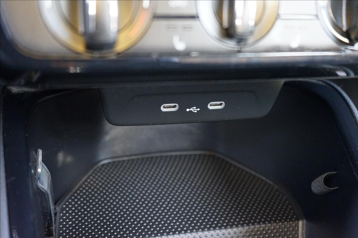 Škoda Fabia Hatchback 999,0 70 kw