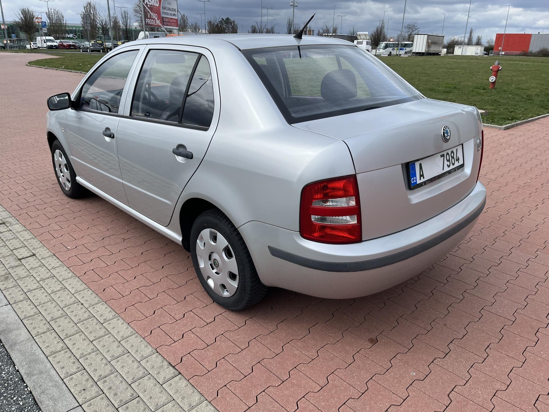Škoda Fabia Sedan / Limuzína 1,4 l 55 kw
