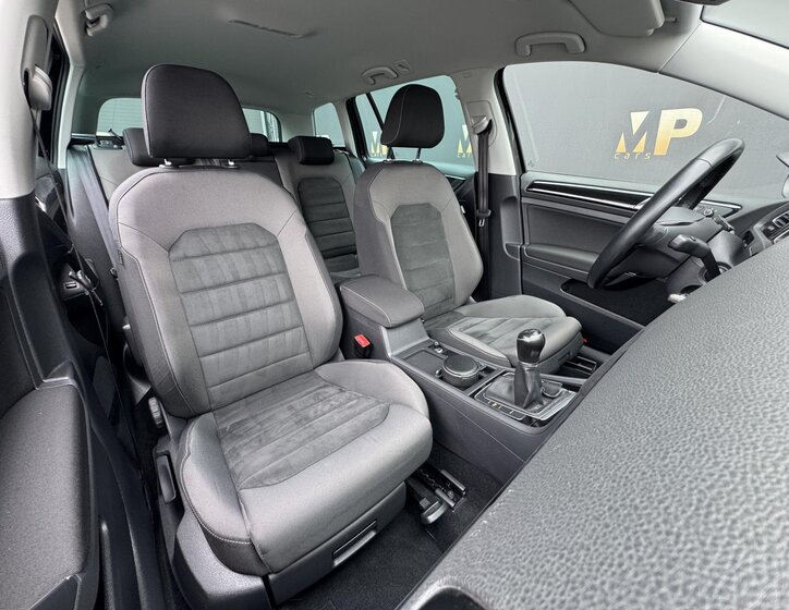 Volkswagen Golf Kombi 2,0 l 110 kw