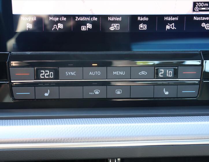 Volkswagen Touareg 34