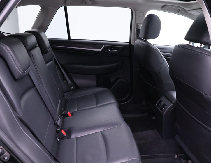 Subaru Outback Kombi 2,5 l 129 kw