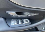 Mercedes-Benz Třídy E 19