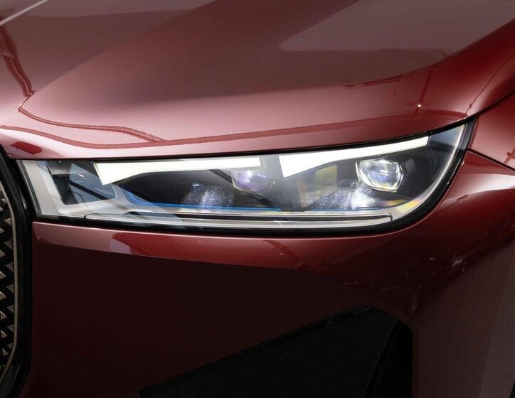 BMW iX SUV 0,0 240 kw