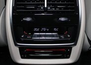 BMW X7 SUV / Terénní 3,0 l 250 kw