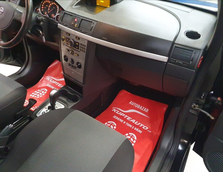 Opel Meriva MPV 1,6 l 77 kw