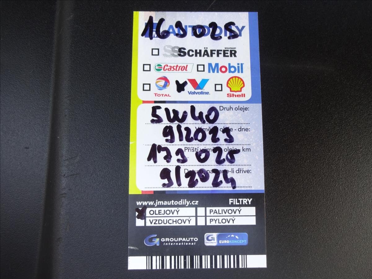 Toyota Avensis Kombi 2,0 l 93 kw