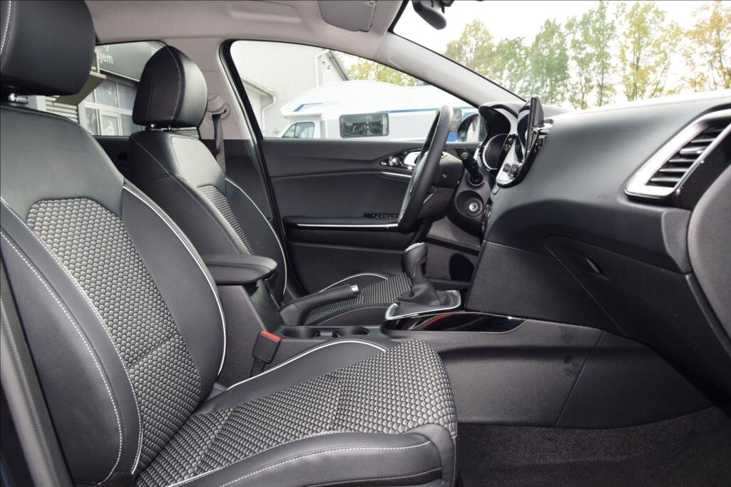 KIA XCeed SUV / Terénní 998,0 84 kw