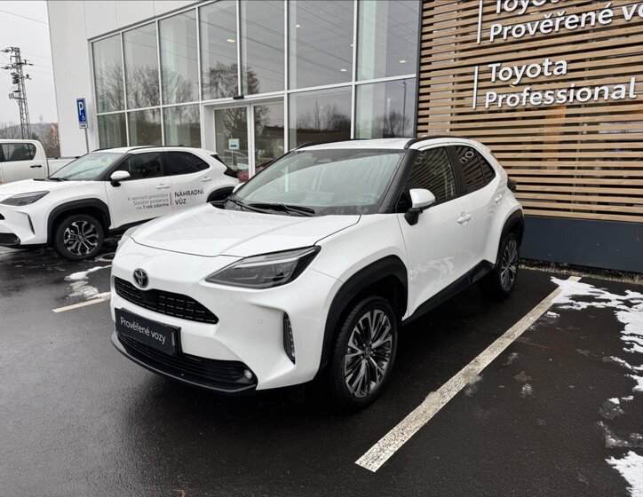 Toyota Yaris Cross SUV 1,5 l 68 kw