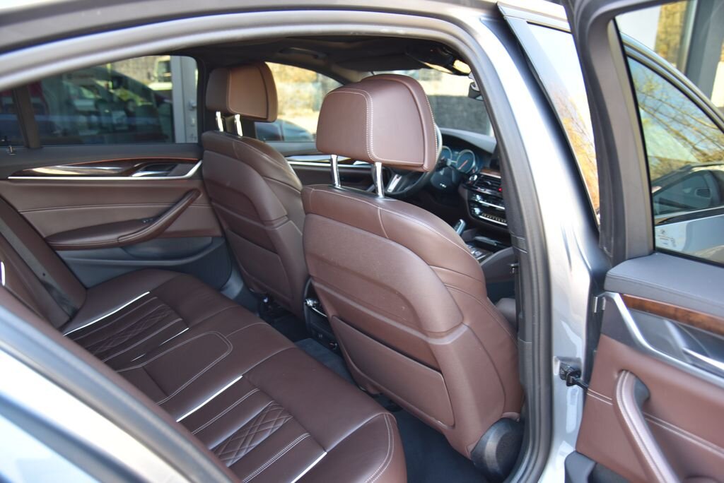 BMW Řada 5 Sedan / Limuzína 4,4 l 340 kw