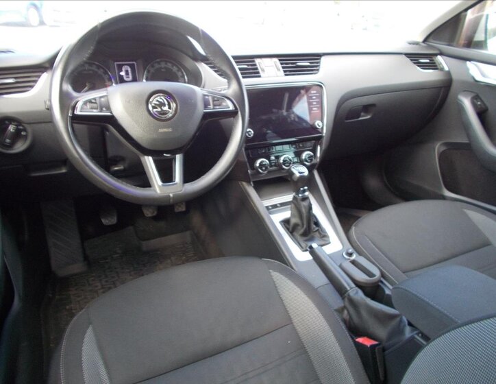 Škoda Octavia 15