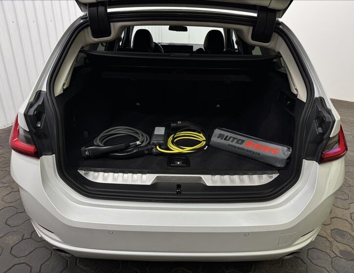 BMW Řada 3 Kombi 2,0 l 215 kw