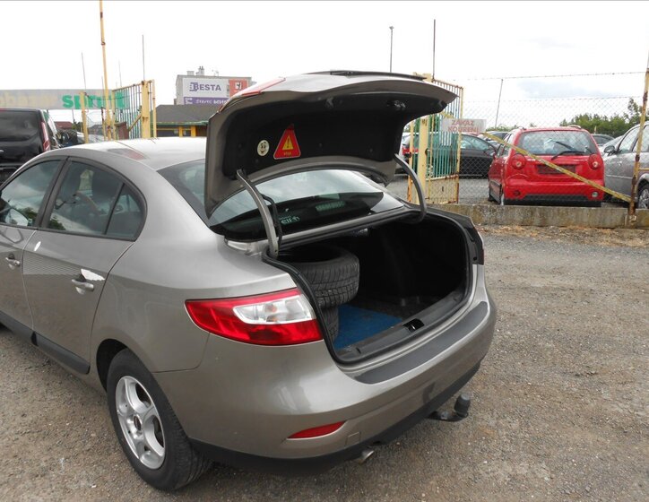 Renault Fluence Sedan / Limuzína 1,6 l 82 kw