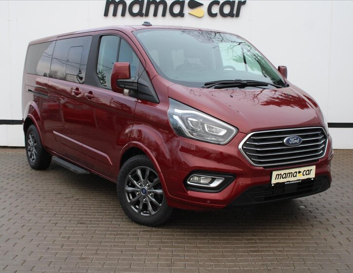 Ford Tourneo Custom MPV 2,0 l 136 kw