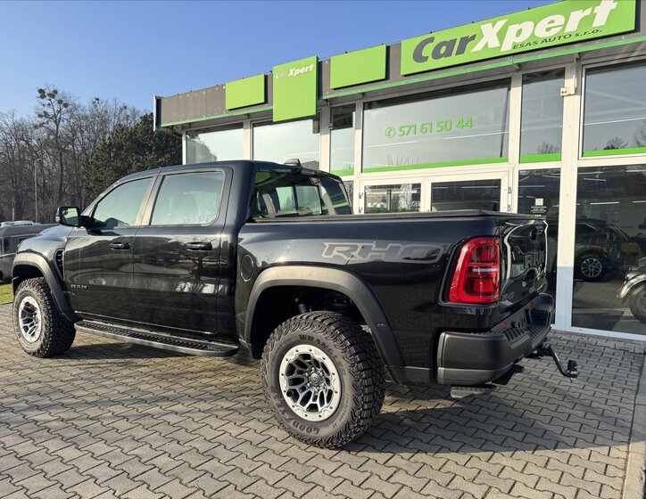 Dodge RAM Pick-up 3,0 l 397 kw
