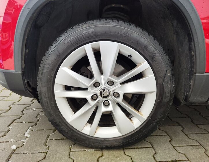 Škoda Karoq SUV 1,5 l 110 kw