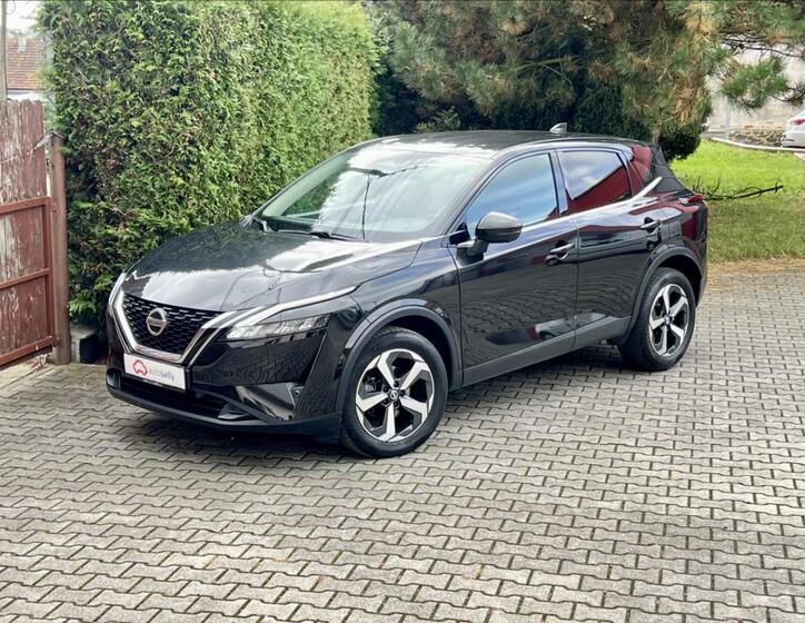 Nissan Qashqai 1