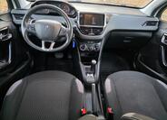 Peugeot 208 18