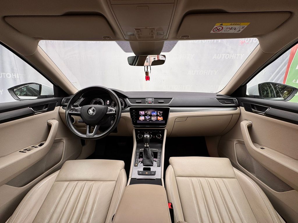 Škoda Superb