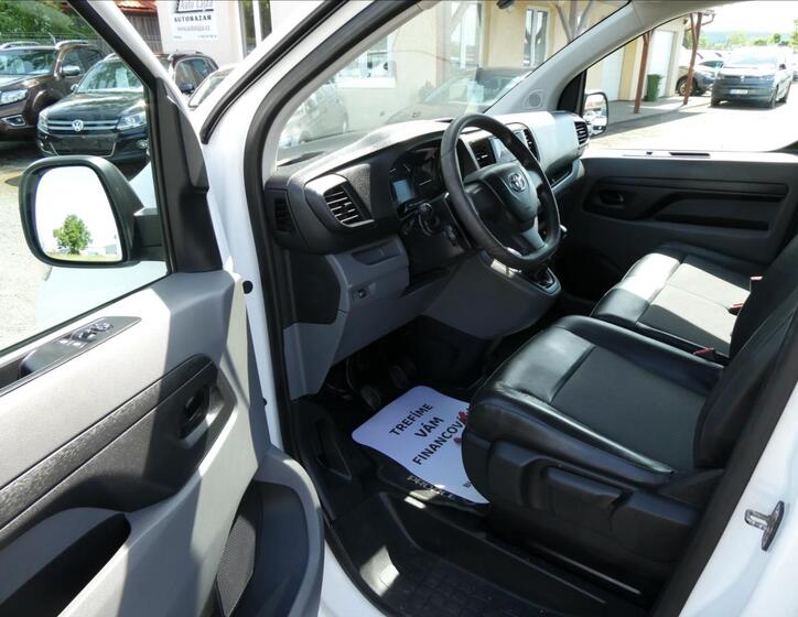 Toyota ProAce 12