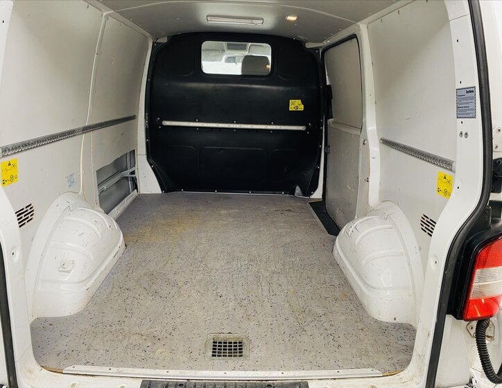 Volkswagen Transporter 14