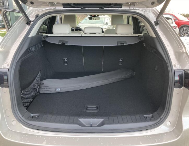 Mazda CX-60 SUV / Terénní 3,3 l 187 kw