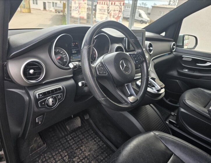 Mercedes-Benz Třídy V Kombi 2,1 l 140 kw