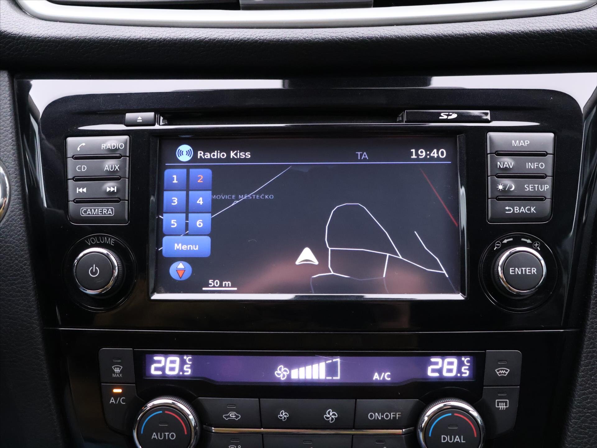 Nissan Qashqai SUV 1,5 l 81 kw