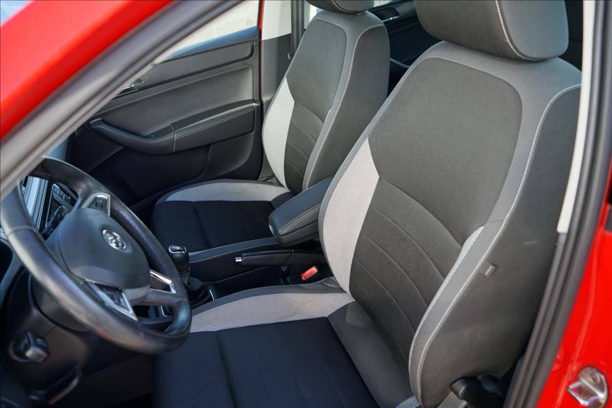 Škoda Rapid Sedan / Limuzína 1,2 l 81 kw