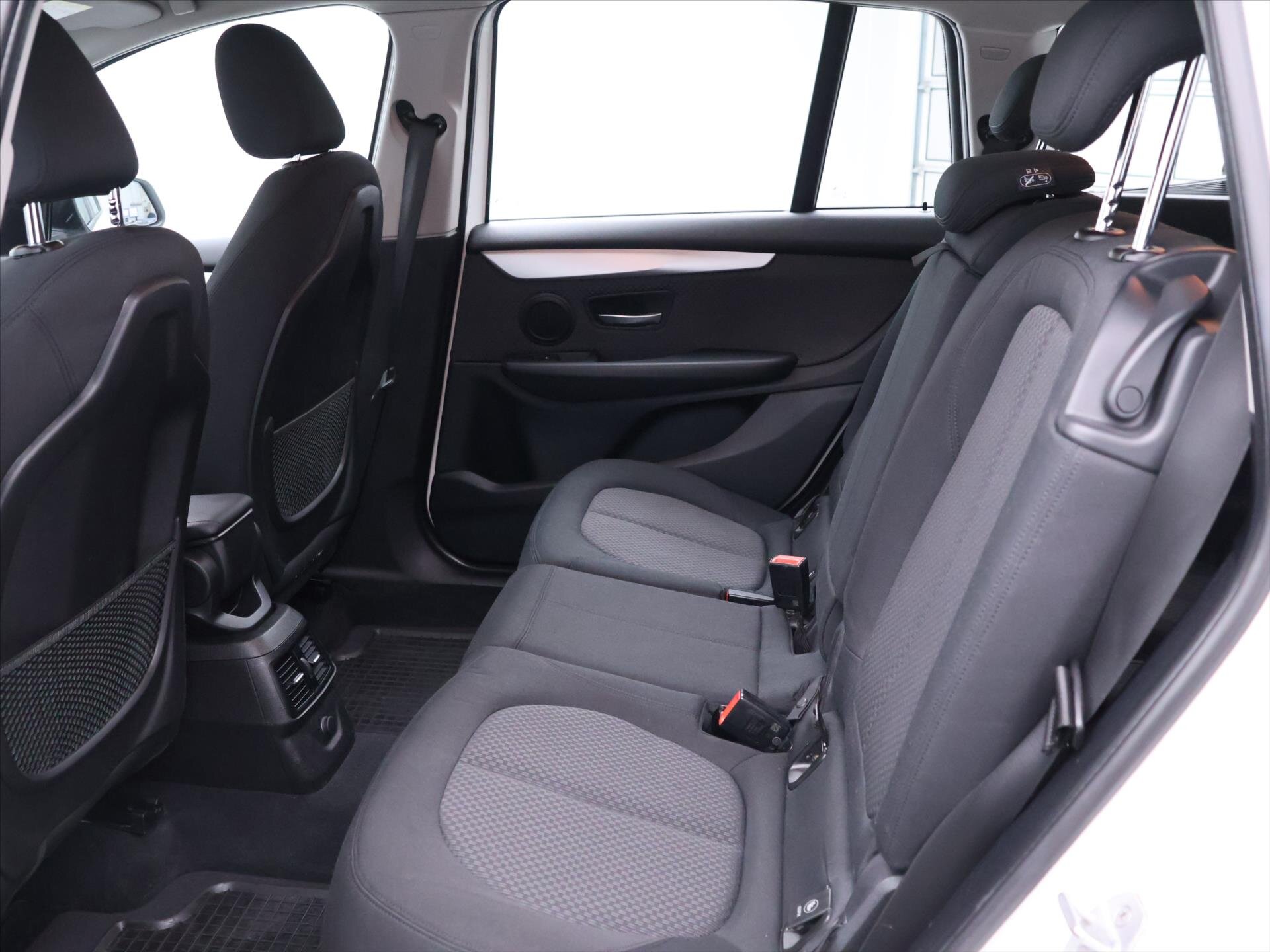 BMW Řada 2 Kombi 2,0 l 110 kw